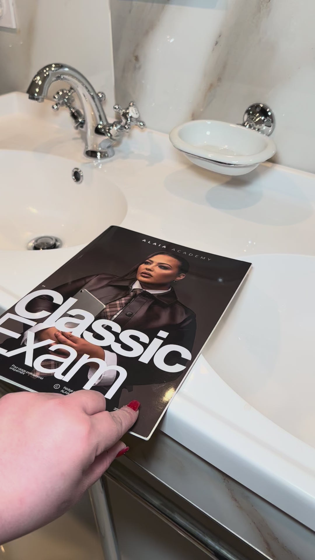 Cahier d’exercices Volume Russe & cil à cil  – Version imprimée